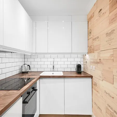 Lovely Large 1 Bed Renovated Flat W Balcony & 600Mb Wifi London Exterior photo