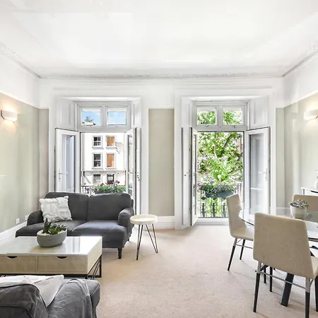 Lovely Large 1 Bed Renovated Flat W Balcony & 600Mb Wifi London Exterior photo