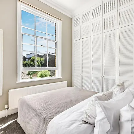 Lovely Large 1 Bed Renovated Flat W Balcony & 600Mb Wifi London Exterior photo